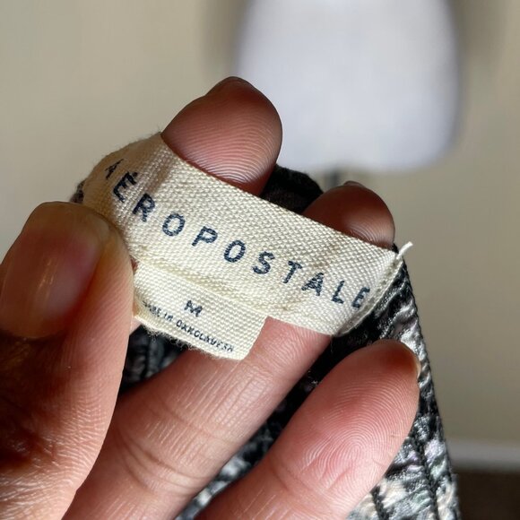 Aeropostale Floral Puff Sleeve Front Tie detail Crop Top Coquette Romantic Med - Picture 6 of 8